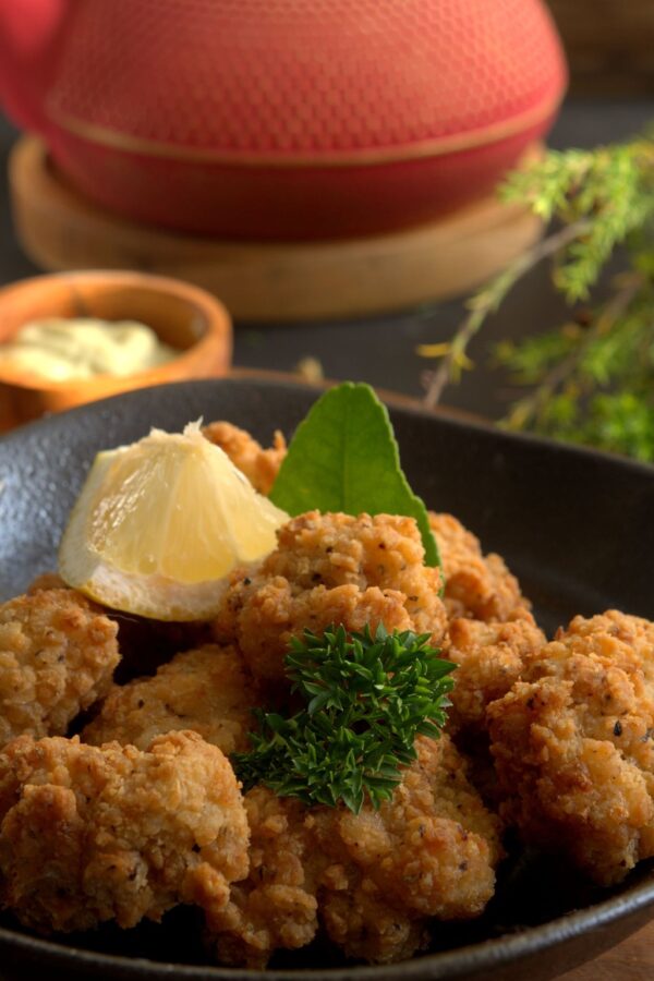Close up of garlic butter chicken bites