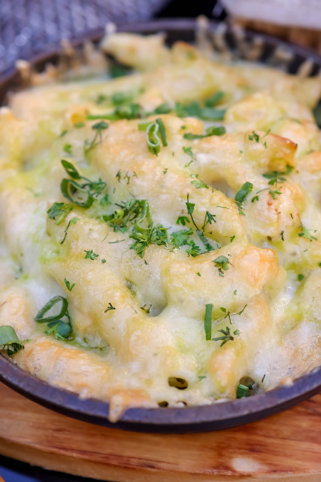 Close up of baked macaroni and cheese