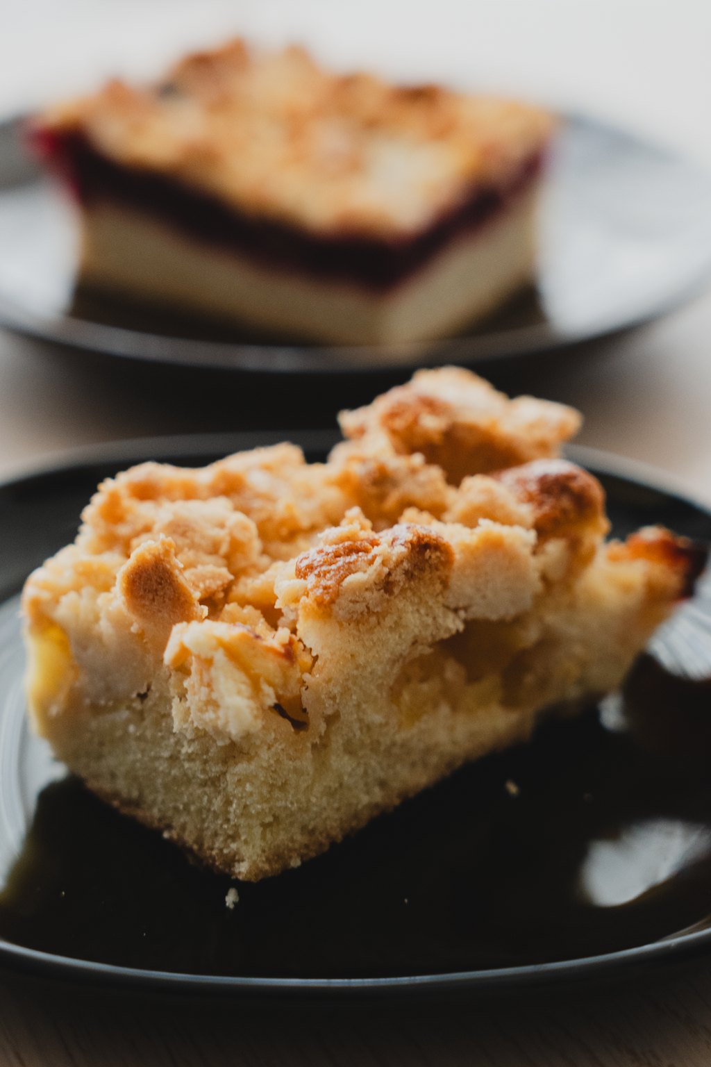 Close up of apple crumb coffee cake